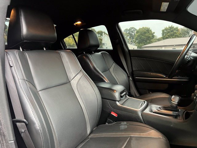 Used 2015 Dodge Charger R/T w/ Plus Group RWD image 20