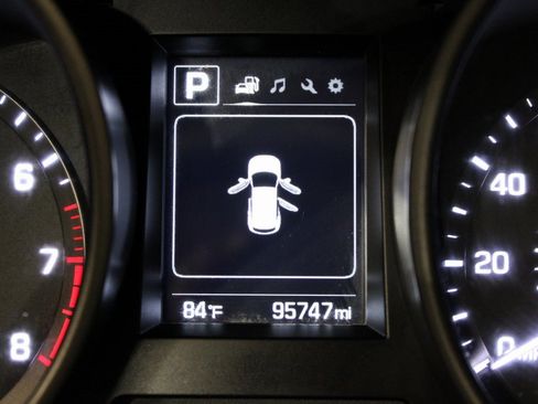 Used 2017 Hyundai Santa Fe Sport image 20