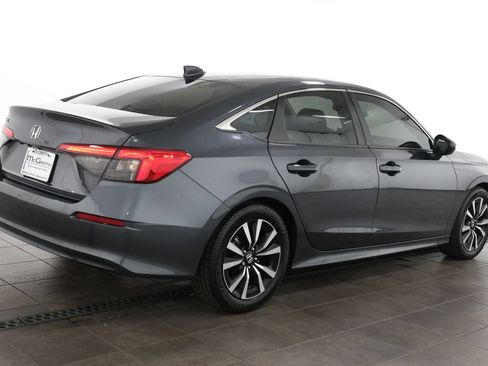 Used 2024 Honda Civic EX image 6