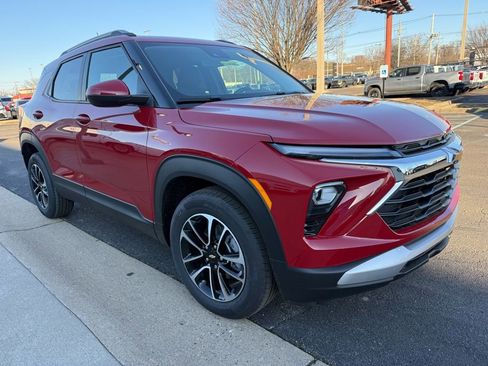 New 2026 Chevrolet TrailBlazer LT w/ Convenience Package FWD image 3