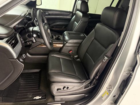 Used 2016 Chevrolet Suburban LT image 45