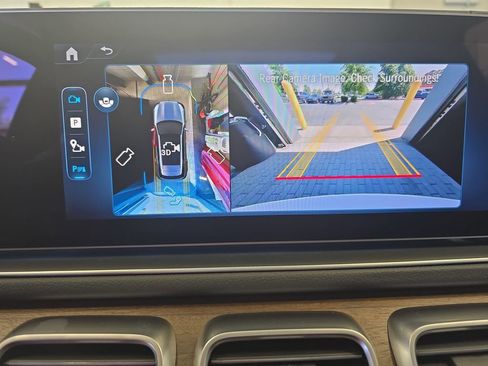 New 2026 Mercedes-Benz GLE 450 4MATIC image 24