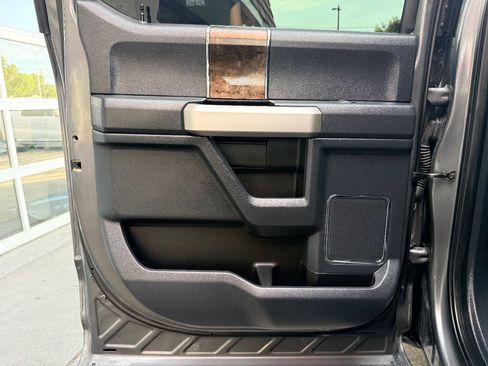 Used 2022 Ford F350 Lariat w/ Lariat Ultimate Package AWD/4WD image 35