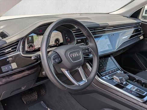 Used 2023 Audi Q8 Premium Plus AWD/4WD image 10