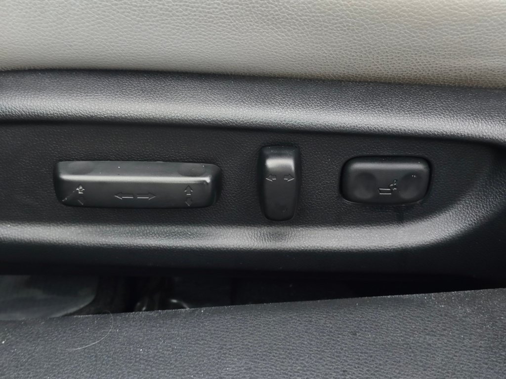 Used 2014 Honda Accord Touring image 35