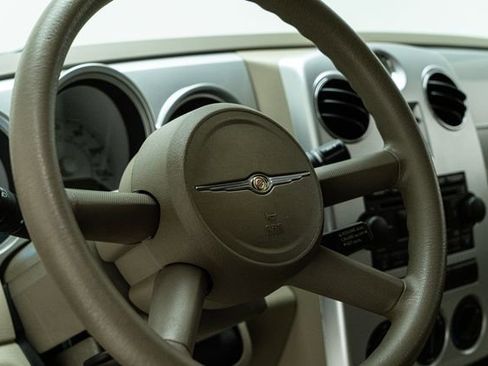 Used 2007 Chrysler PT Cruiser Touring w/ Fleet Value Group I image 21