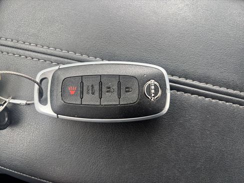 Used 2025 Nissan Sentra SV FWD image 21