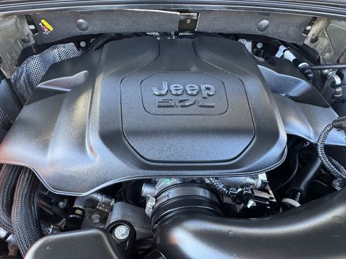 Certified 2021 Jeep Grand Cherokee L Summit image 37