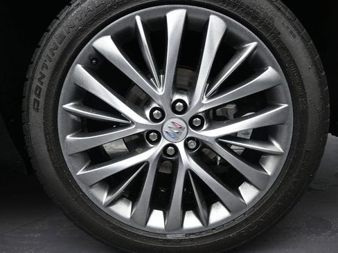 Used 2025 Buick Enclave Avenir w/ Trailering Package, 5000 lbs. FWD image 10