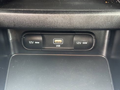 Certified 2023 Kia Forte LXS w/ LXS Technology Package image 18