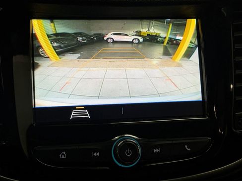 Used 2019 Chevrolet Trax LS image 27