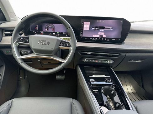 New 2026 Audi Q3 quattro 2.0T AWD/4WD image 11