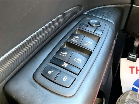 Used 2023 Dodge Durango R/T w/ Tow 'N Go Package AWD/4WD image 35