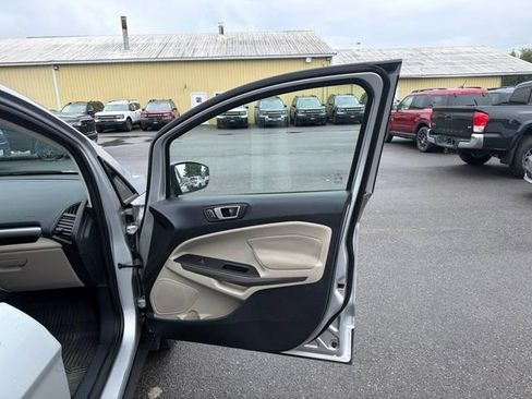 Used 2019 Ford EcoSport SE w/ SE Convenience Package AWD/4WD image 34