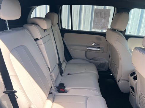 Used 2026 Mercedes-Benz GLB 250 image 23