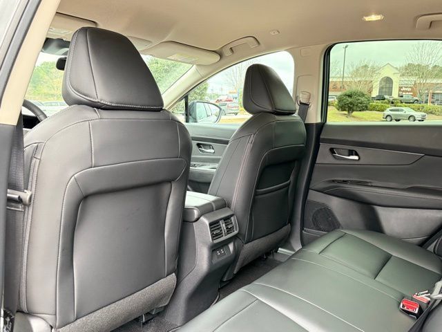 Used 2025 Nissan Murano SV FWD image 27