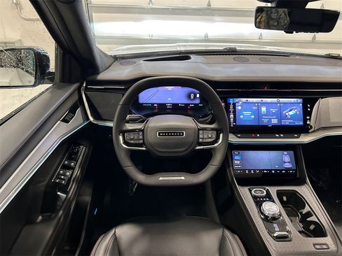 Used 2024 Jeep Wagoneer Launch Edition image 29