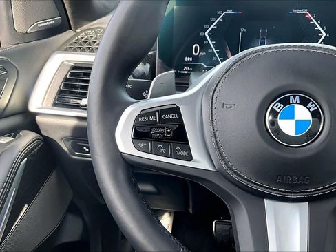 Used 2025 BMW X7 xDrive40i w/ M Sport Package AWD/4WD image 24