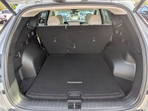 Used 2025 Hyundai Tucson SEL image 13