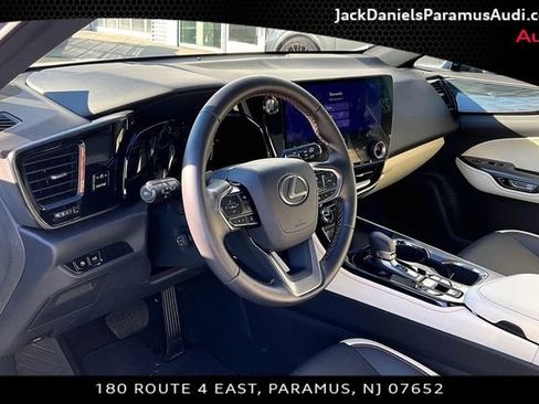 Used 2024 Lexus NX 350 AWD image 11