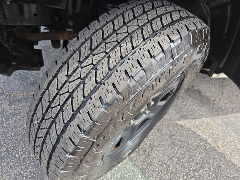 Used 2023 Jeep Wrangler Unlimited Sport AWD/4WD image 36