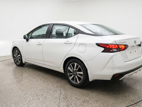 Used 2025 Nissan Versa SV FWD image 6