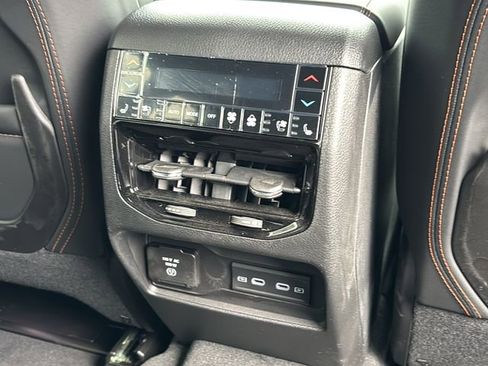 New 2026 Jeep Grand Cherokee L Summit image 43