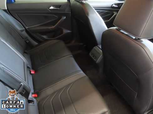 Certified 2023 Volkswagen Jetta SEL image 27