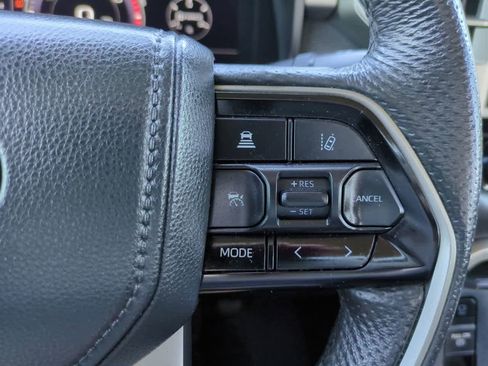 Used 2024 Toyota Tundra Limited image 24