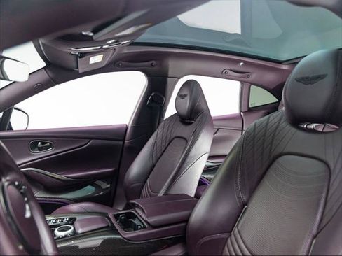 Used 2022 Aston Martin DBX AWD/4WD image 10