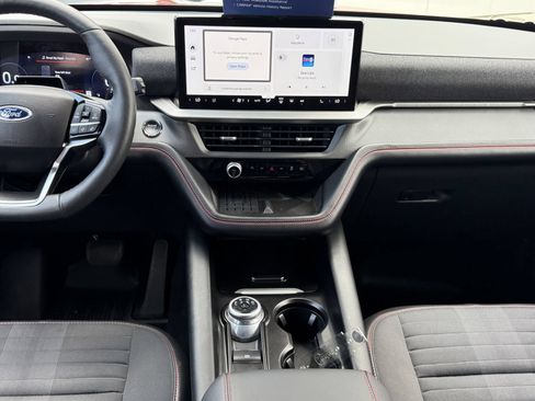 Certified 2025 Ford Explorer ST-Line w/ Premium Package RWD image 16