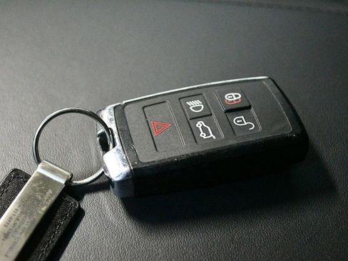 Used 2023 Land Rover Range Rover SE image 83