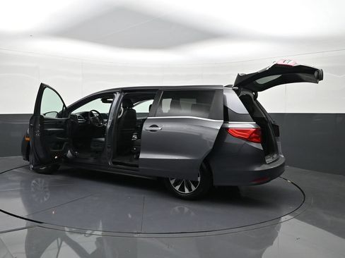 Used 2023 Honda Odyssey EX-L image 45