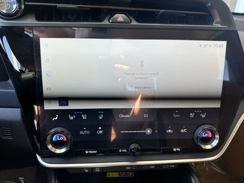 Used 2023 Lexus RZ 450e Premium image 20