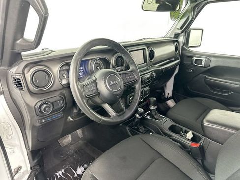 Used 2023 Jeep Wrangler Unlimited w/ Cold Weather Group AWD/4WD image 19
