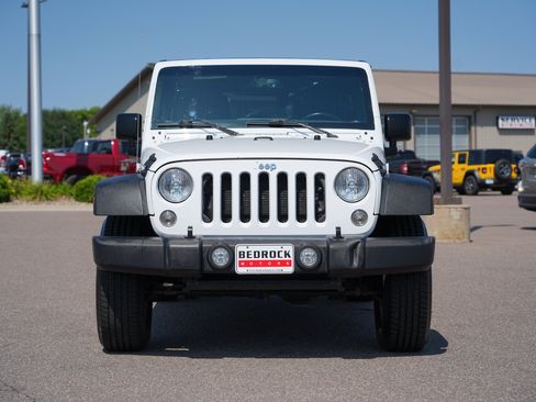 Used 2016 Jeep Wrangler Unlimited Sport w/ Quick Order Package 24S AWD/4WD image 8
