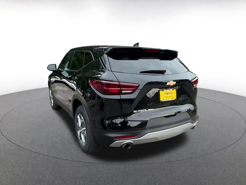 Used 2026 Chevrolet Blazer LT AWD/4WD image 9