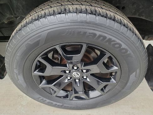 Used 2017 Nissan Frontier SV w/ SV Value Truck Package image 31