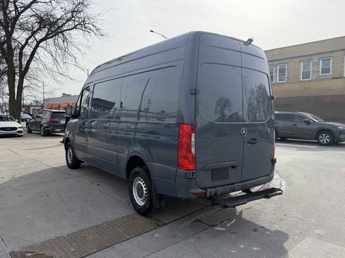 Used 2019 Mercedes-Benz Sprinter 144 image 7