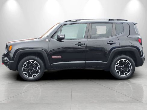 Used 2017 Jeep Renegade Trailhawk image 5