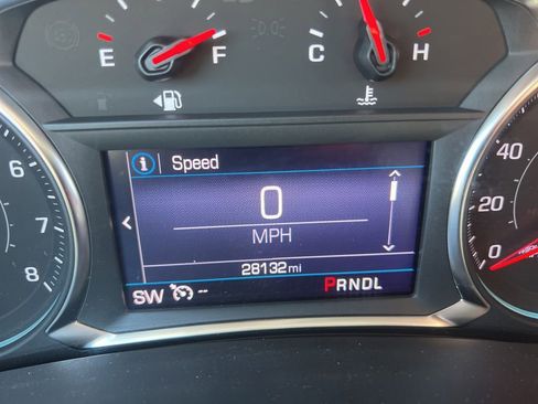 Used 2023 Chevrolet Equinox LS w/ LS Convenience Package FWD image 13
