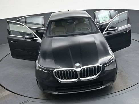 New 2026 BMW 530i xDrive w/ Premium Package AWD/4WD image 37