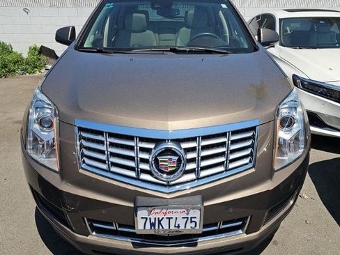 Used 2015 Cadillac SRX Luxury w/ Driver Awareness Package AWD/4WD image 2