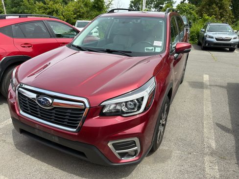 Used 2020 Subaru Forester Limited AWD/4WD image 13