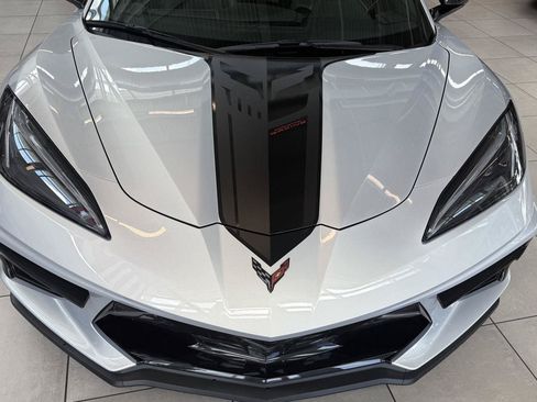 Used 2023 Chevrolet Corvette Stingray Coupe RWD image 10
