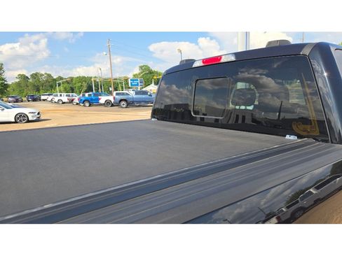 Used 2021 Ford F150 Lariat AWD/4WD image 14