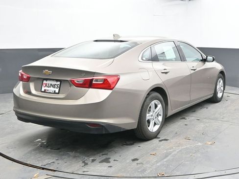 Used 2023 Chevrolet Malibu LT image 10