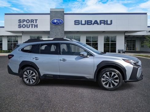 New 2025 Subaru Outback Touring w/ Popular Package #2 image 3