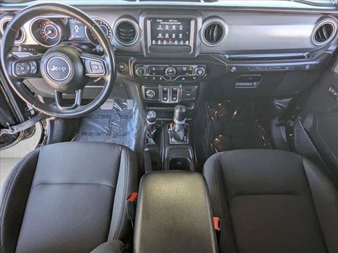 Used 2022 Jeep Wrangler Sport AWD/4WD image 18