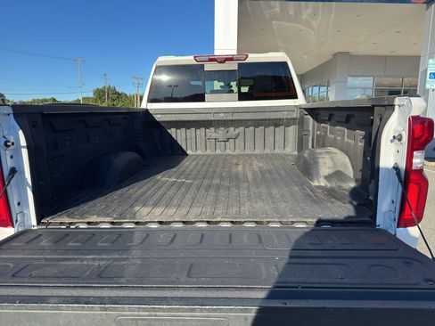 Certified 2023 Chevrolet Silverado 2500 LTZ w/ LTZ Premium Package image 6